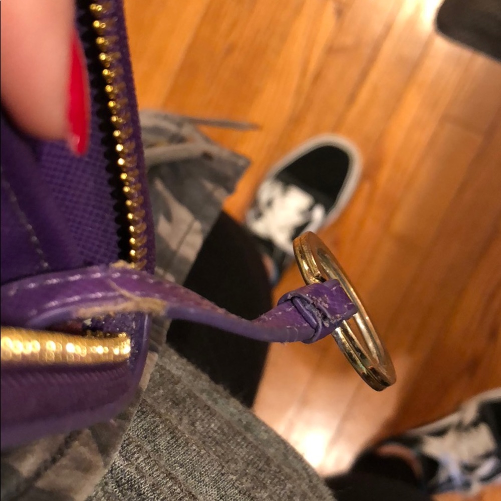 Tory Burch wristlet - Picture 4 of 4